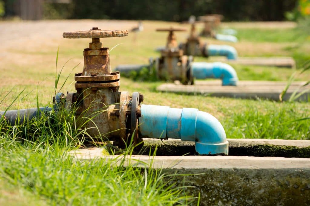 sewer-pipes-outdoor-parks